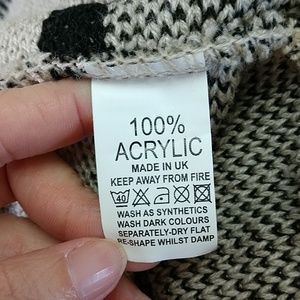 unknown Sweaters - Fall poncho unknown Sweaters - Fall poncho
